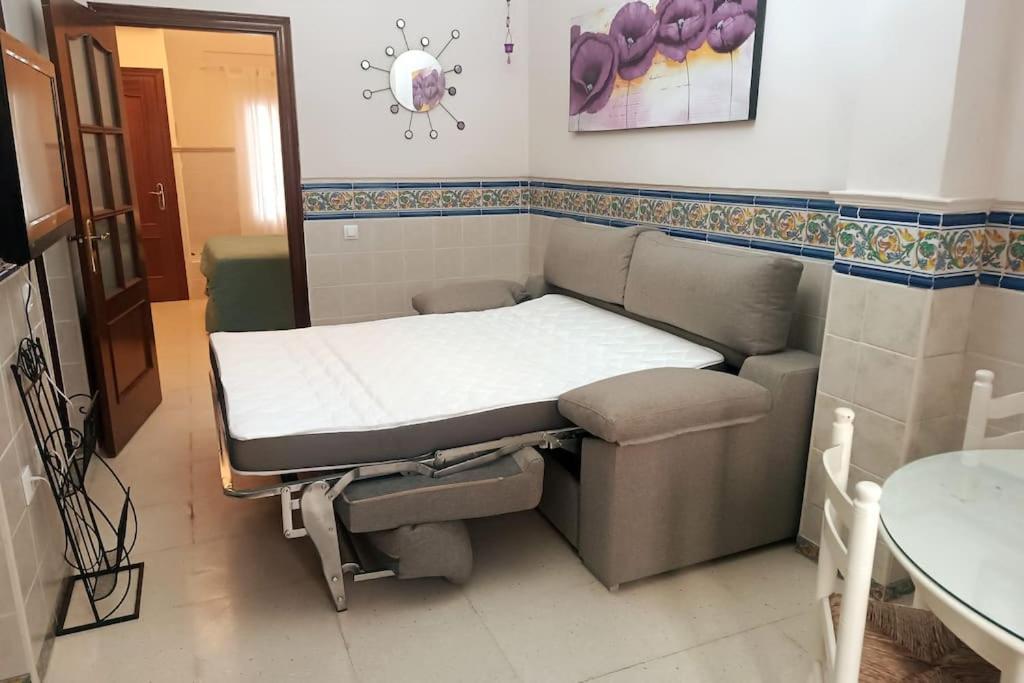 Tipico Y Pintoresco Patio De Vecinos, Con Encanto Севилья Экстерьер фото